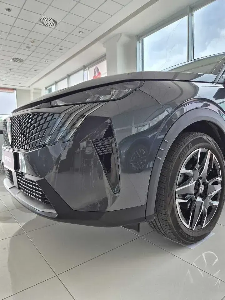 Usata Peugeot 3008 Allure 195 CV (143 kW) 2025 Grigio SUV