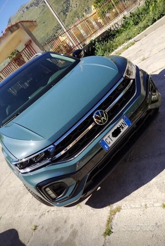 Usata 2024 VW T-Roc R SUV | 26.000 € (Buon prezzo) - Immagine 1/4