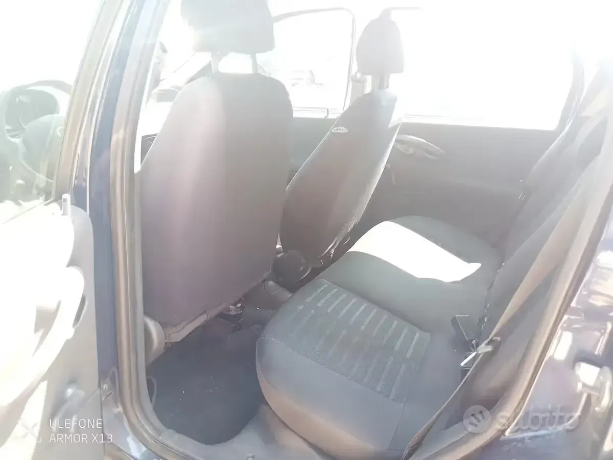 Usata Fiat Punto Active 60 CV (44 kW) 2009 Bluazzurro Utilitaria