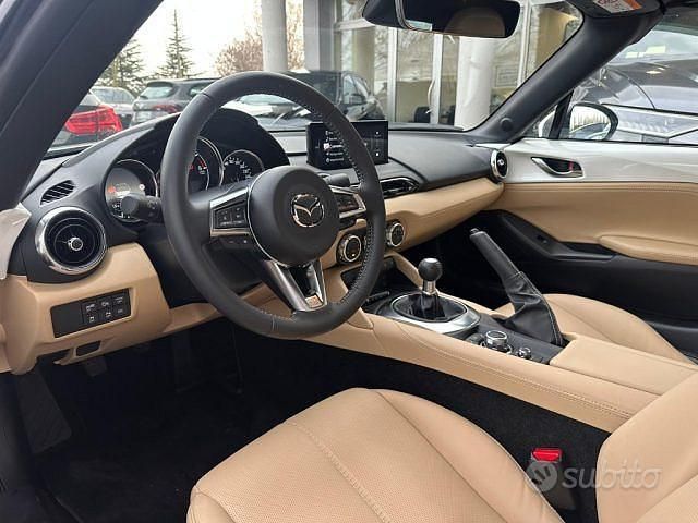 Usata Mazda MX5 Homura-Line 132 CV (97 kW) 2025 Bianco Cabrio