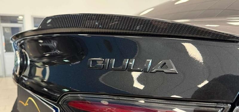 Usata Alfa Romeo Giulia Quadrifoglio 510 CV (375 kW) 2021 Nero Berlina