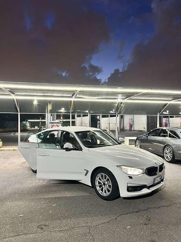 Usata BMW 318 Gran Turismo 143 CV (105 kW) 2014 Berlina