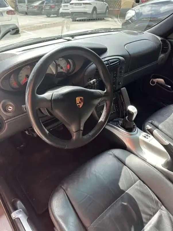 Usata Porsche 996 300 CV (220 kW) 1999 Argento Cabrio