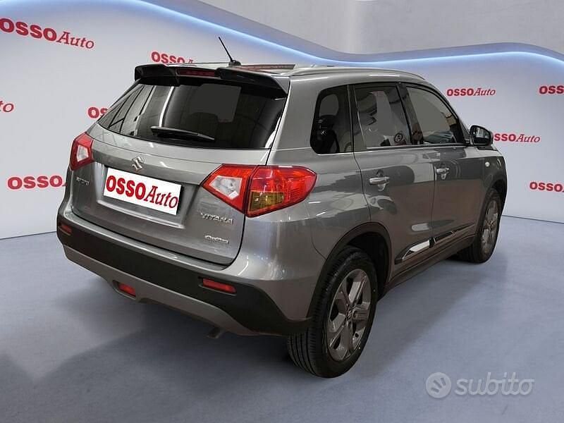 Second-hand Suzuki Vitara Cool 120 CP (88 kW) 2016 Gri SUV