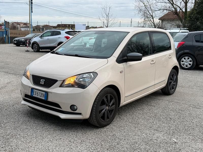 Usata Seat Mii Reference 74 CV (54 kW) 2014 Bianco Utilitaria