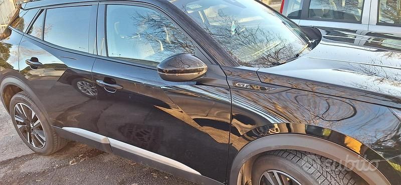 Nero Usata 2022 Peugeot 2008 GT SUV | 18.300 € (Molto cara) - Immagine 1/4