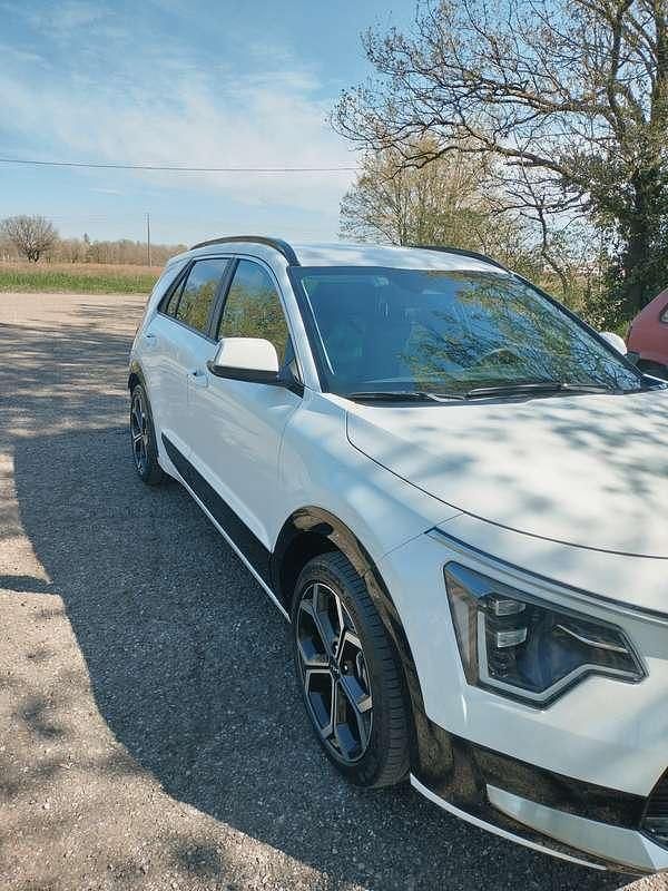Usata Kia Niro 105 CV (77 kW) 2024 Bianco SUV