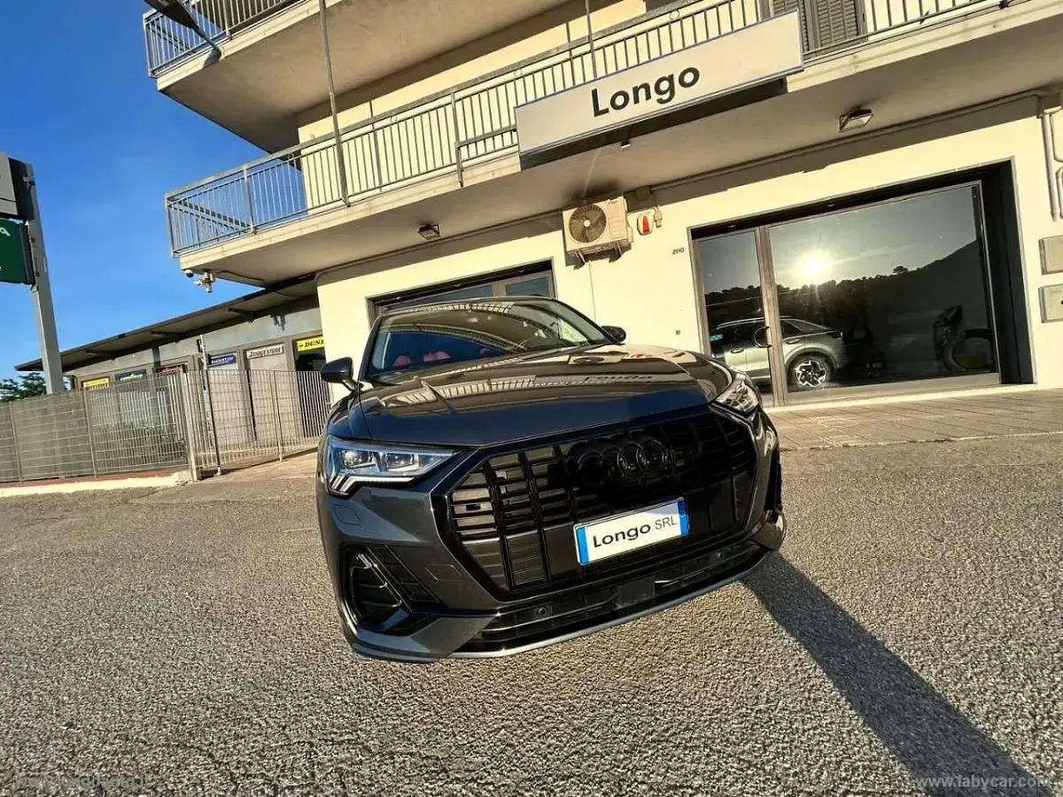 Usata Audi Q3 S-Line 150 CV (110 kW) 2023 Grigio daytona perlato SUV