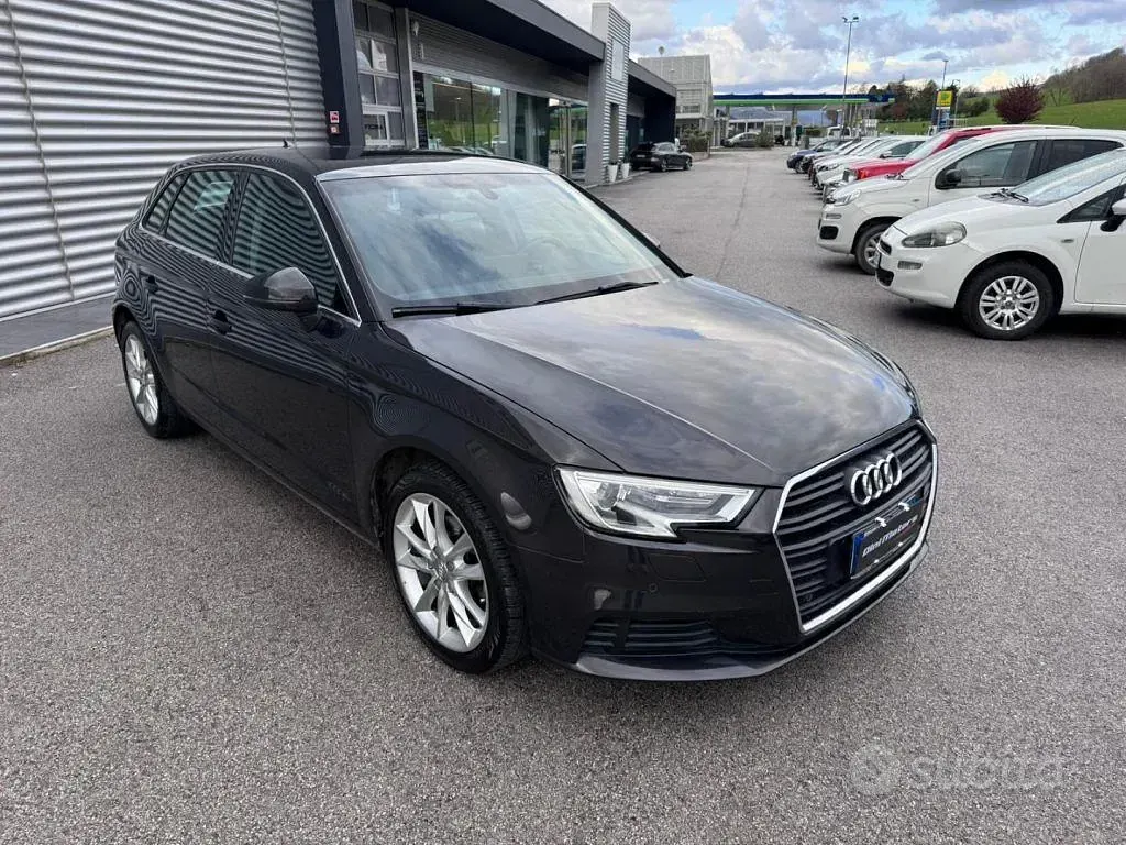 Usata Audi A3 Admired 110 CV (80 kW) 2016 Nero Berlina