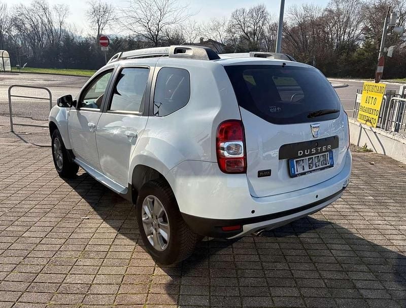 Usata Dacia Duster Black Shadow 109 CV (80 kW) 2017 Bianco SUV