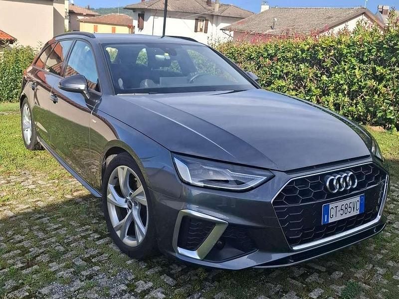 Usata Audi A4 Ambiente 204 CV (150 kW) 2022 Grigio Station wagon