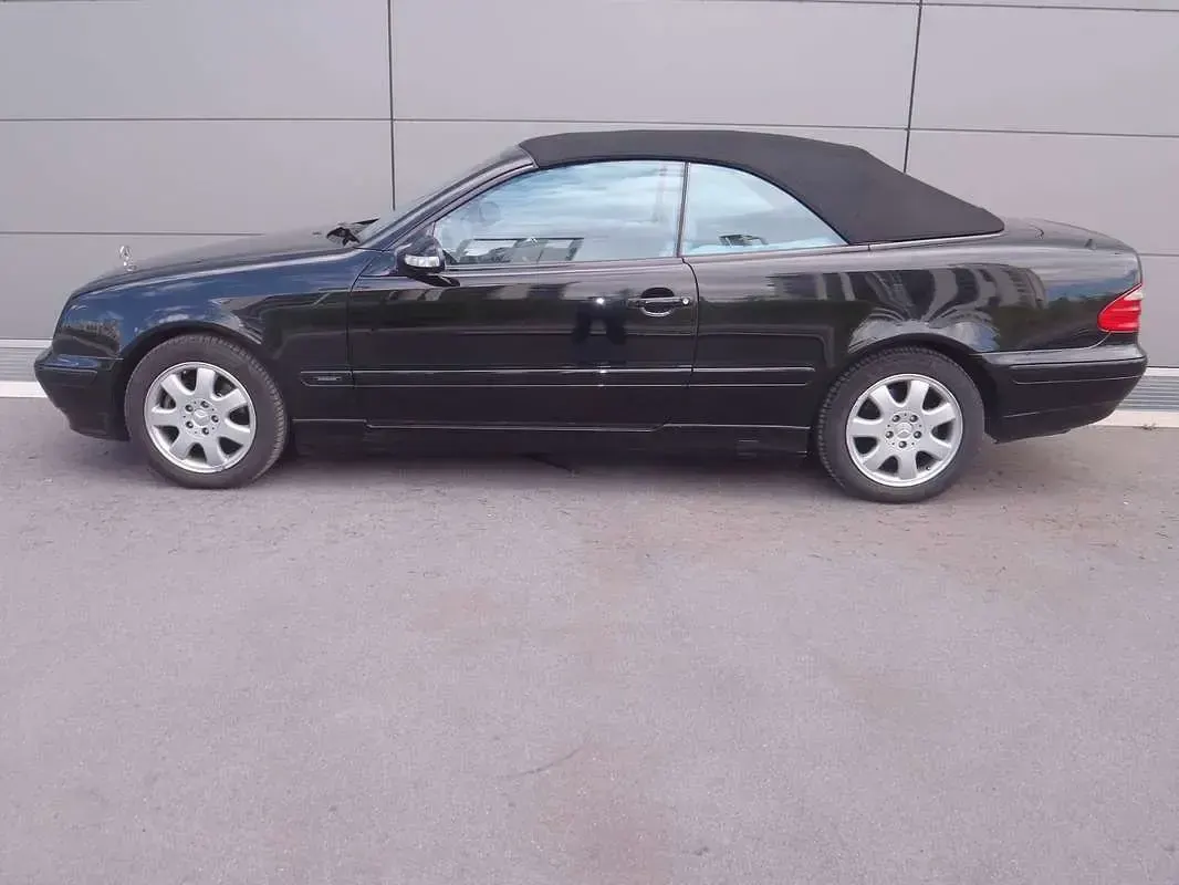 Usata Mercedes CLK200 Avantgarde 192 CV (141 kW) 2001 Nero Cabrio