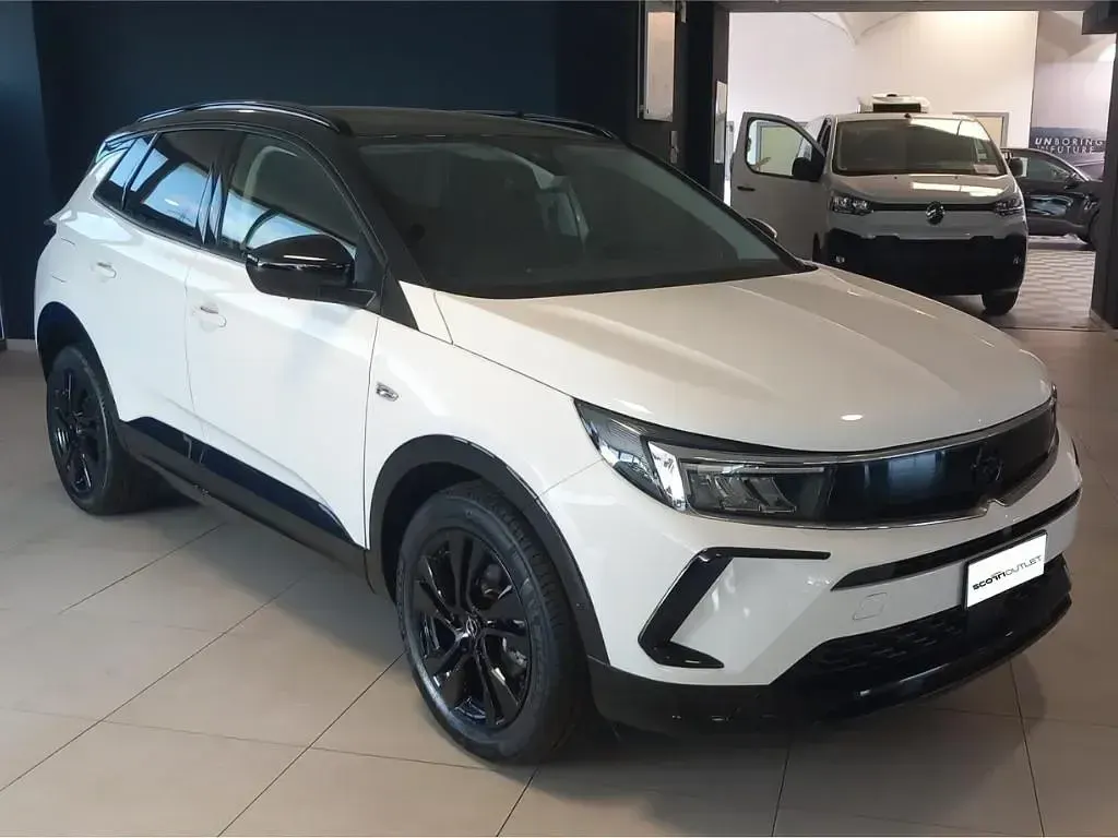 Nuova Opel Grandland Electric 136 CV (100 kW) 2025 Bianco SUV
