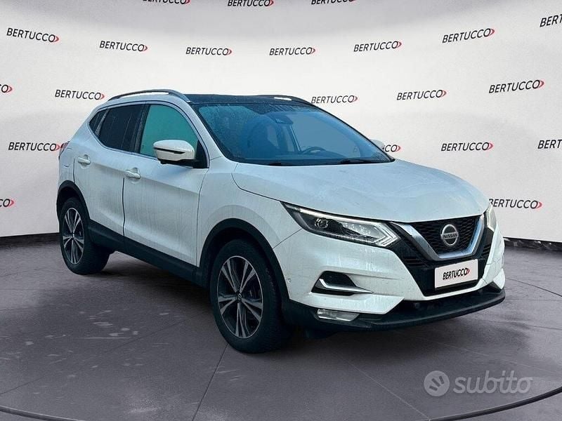 Bianco Usata 2019 Nissan Qashqai N-Connecta SUV | 15.900 € (Buon prezzo) - Immagine 1/4
