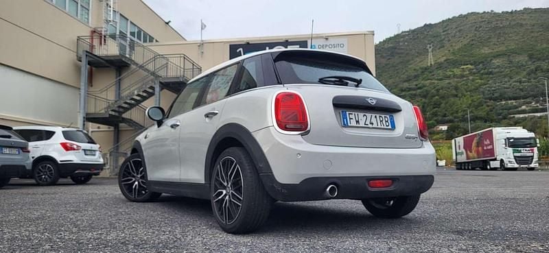 Käytetty Mini Cooper D Business 116 HP (85 kW) 2019 Viistoperä