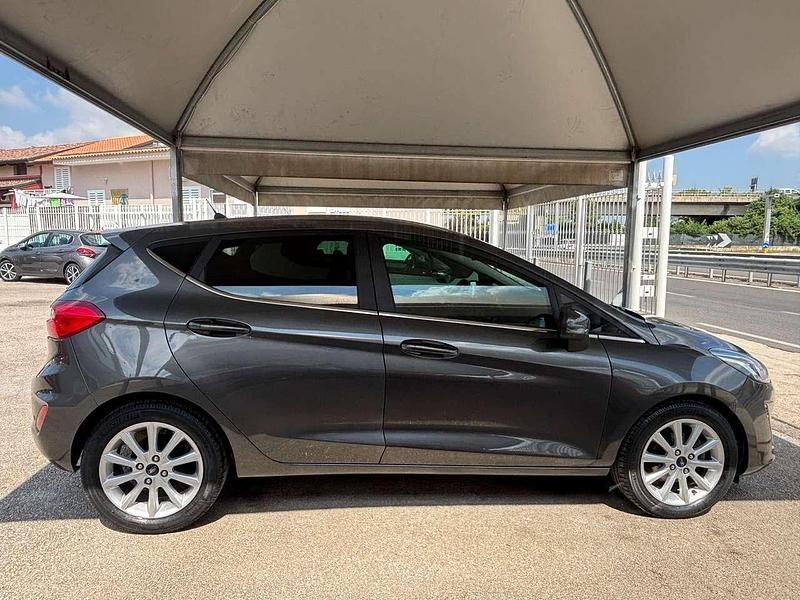 Usata Ford Fiesta ST-Line 86 CV (63 kW) 2018 Grigio Utilitaria