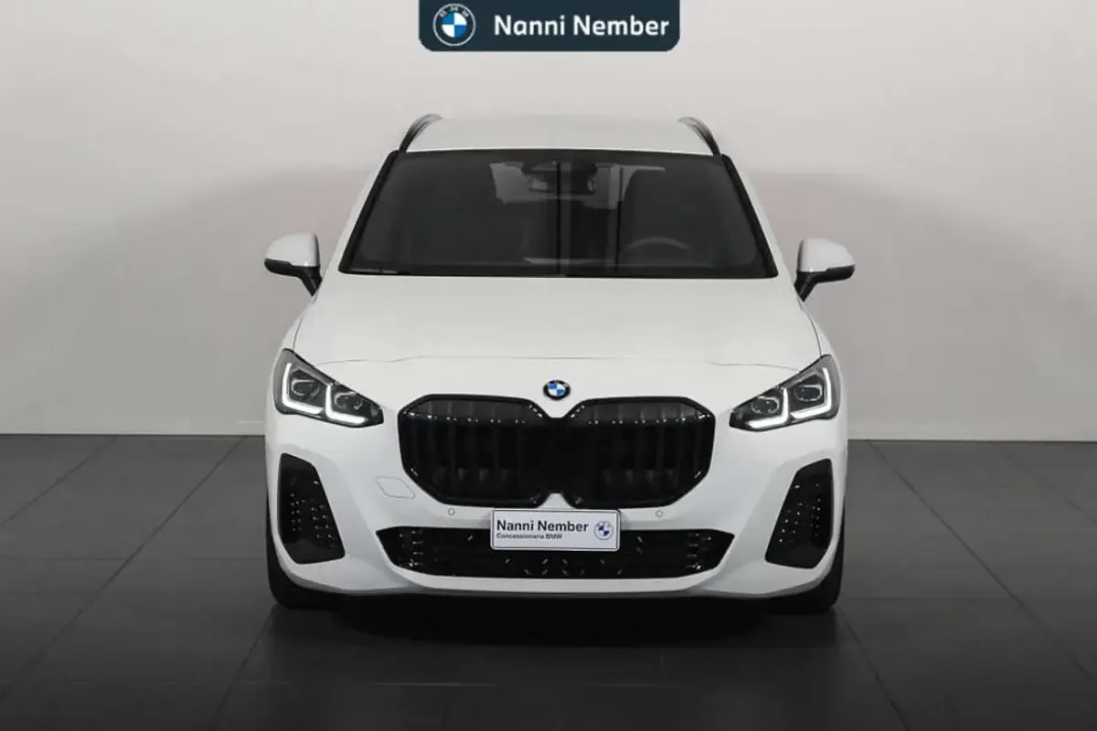 Usata BMW 218 Active Tourer M Sport 150 CV (110 kW) 2025 Alpin white pastello Monovolume