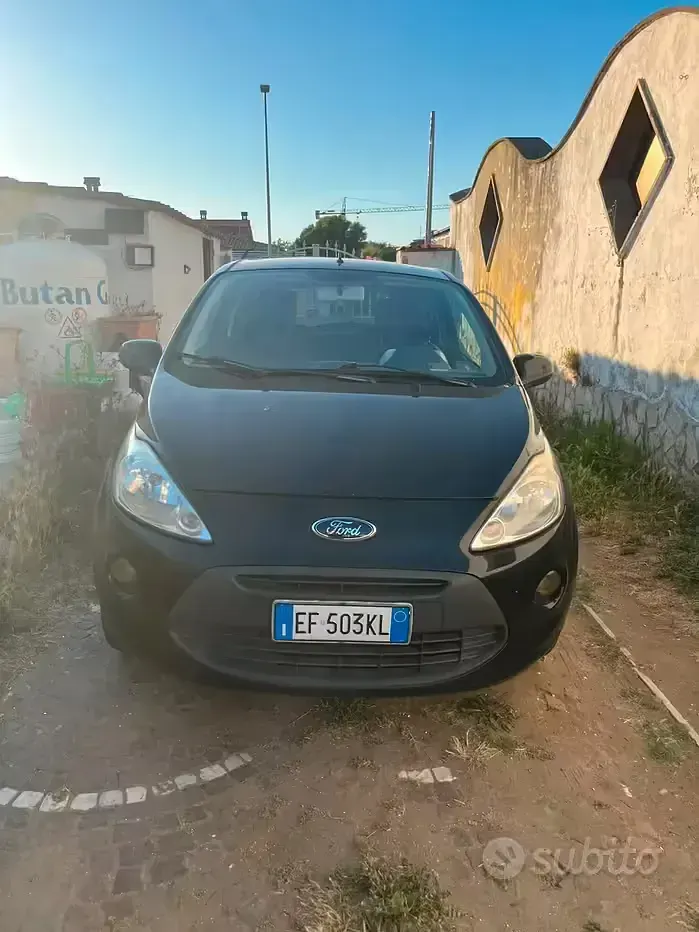 Usata Ford Ka 69 CV (50 kW) 2010 Nero Utilitaria