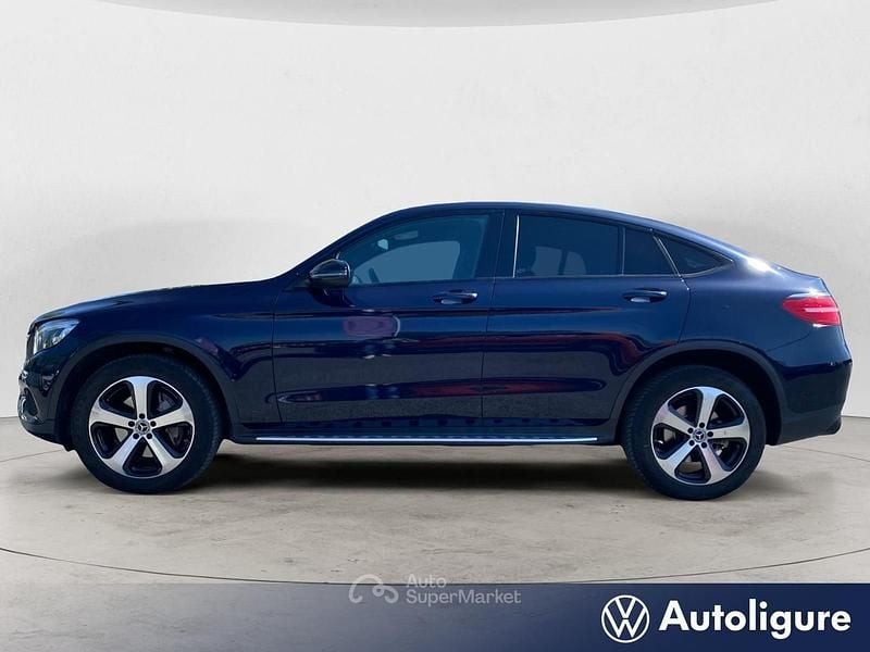 Usata Mercedes GLC250 Executive 204 CV (150 kW) 2019 Blu/azzurro Coupé