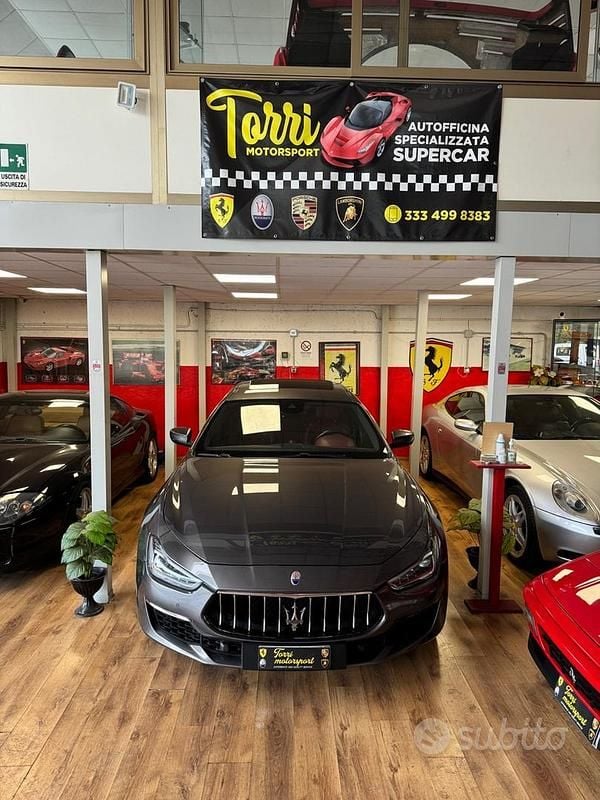 Usata Maserati Ghibli GranLusso 274 CV (201 kW) 2018 Grigio Berlina