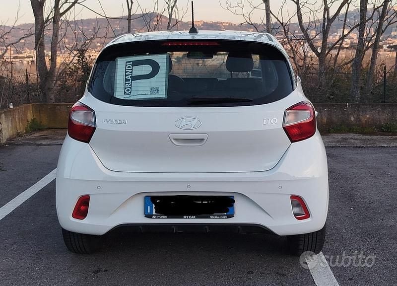 Usata Hyundai i10 Advanced 67 CV (49 kW) 2023 Bianco Utilitaria