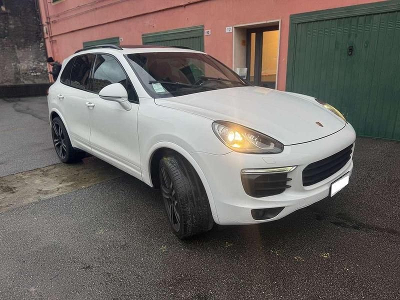 Usata Porsche Cayenne Platinum Edition 250 CV (183 kW) 2017 Bianco SUV