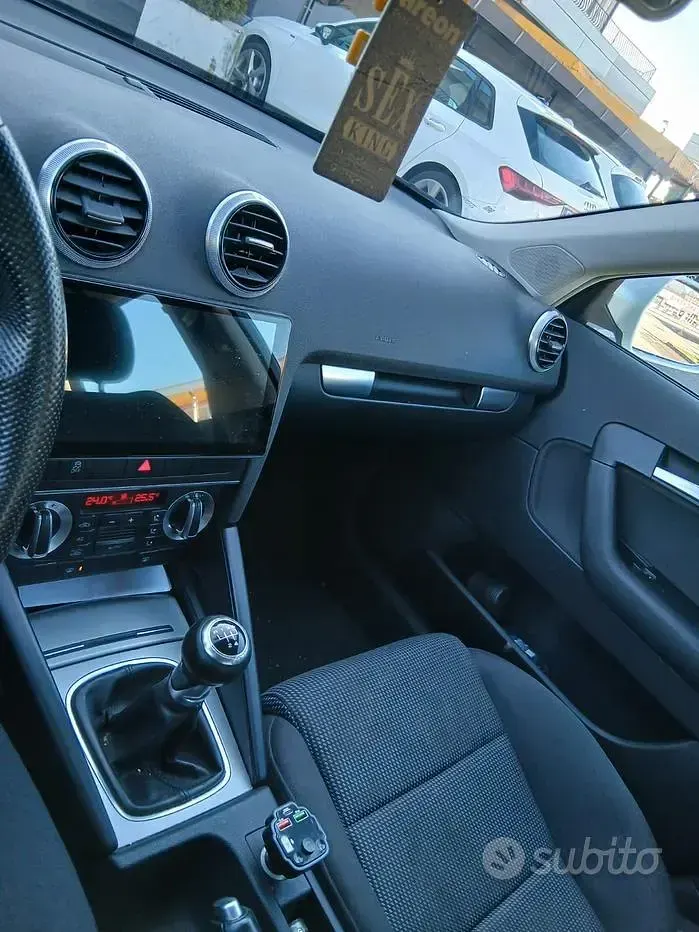 Usata Audi A3 Sportback 105 CV (77 kW) 2011 Bianco Utilitaria