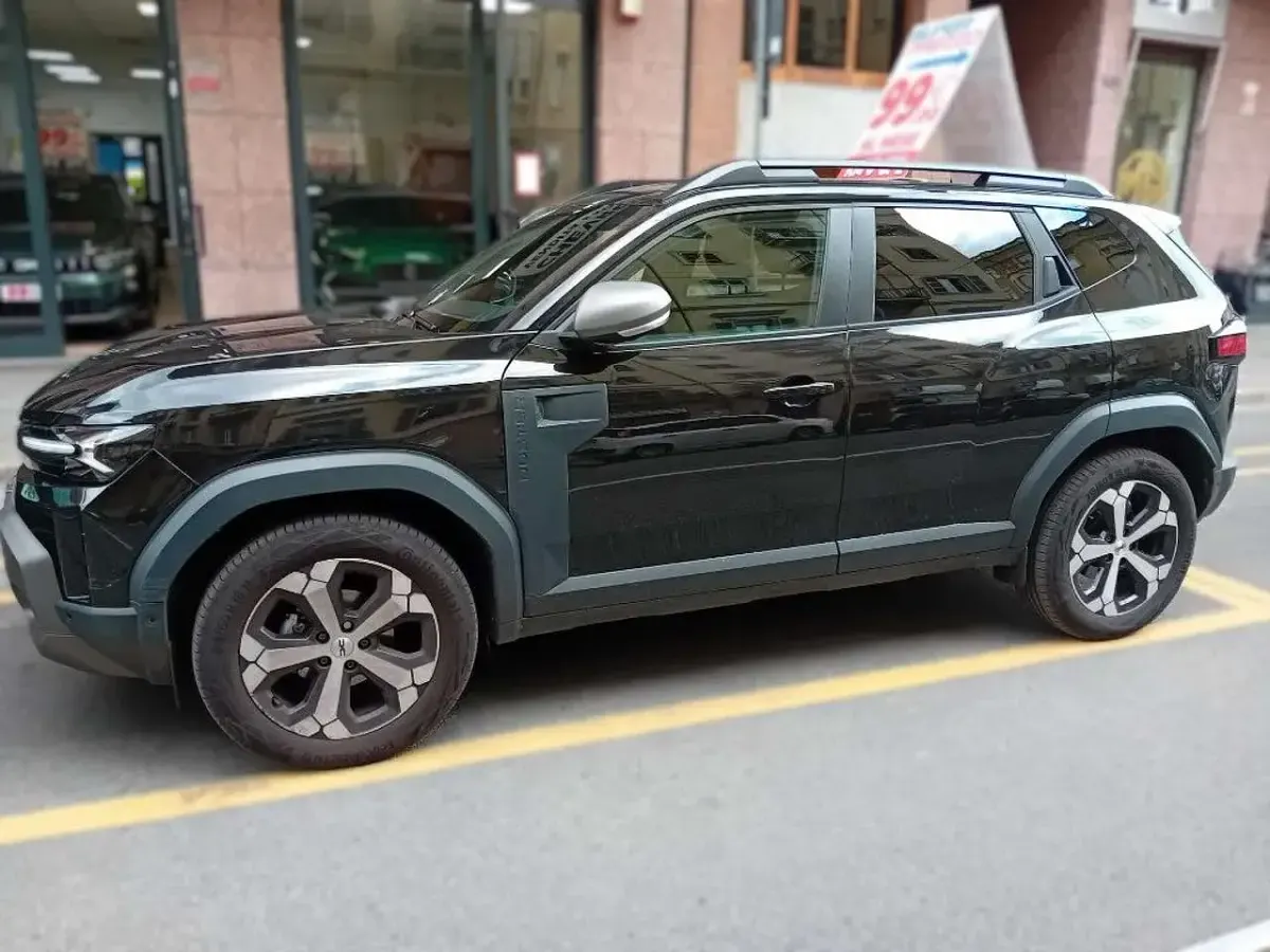 Nuova Dacia Duster 122 CV (89 kW) 2026 Nero SUV