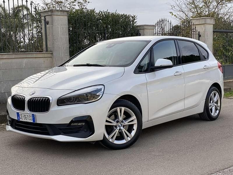 Usata BMW 216 Active Tourer Sport Line 116 CV (85 kW) 2021 Monovolume