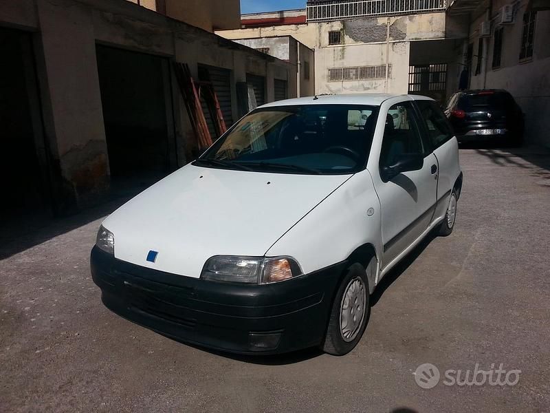 Usata Fiat Punto 55 CV (40 kW) 1998 Utilitaria
