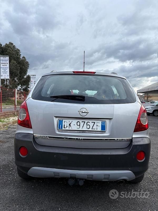 Usata Opel Antara 150 CV (110 kW) 2007 Grigio SUV