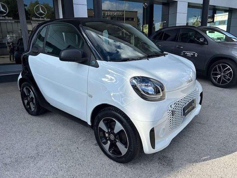 Usata Smart ForTwo Electric Drive Passion 41 kW (56 CV) 2021 Bianco Utilitaria