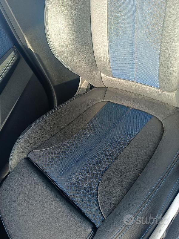 Begagnad BMW 1M M Sport 116 HK (85 kW) 2020 Blå Sportkupé