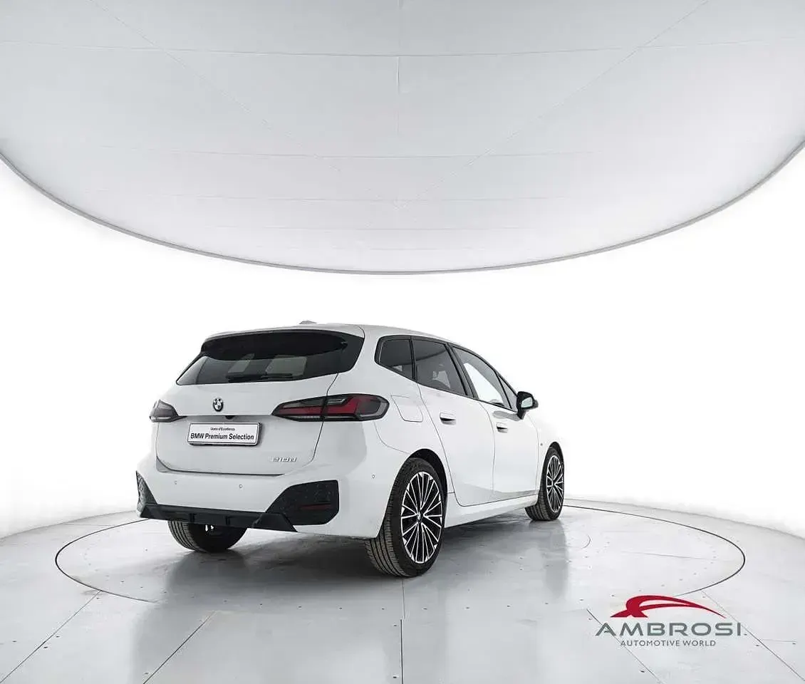 Usata BMW 218 M Sport 150 CV (110 kW) 2025 Bianco Monovolume