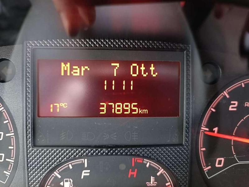 Usata Citroën Jumper 103 CV (75 kW) 2022 Bianco Monovolume