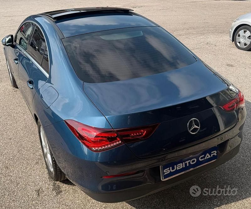 Usata Mercedes CLA200 150 CV (110 kW) 2021 Blu Berlina