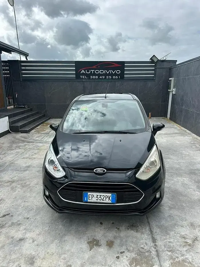 Begagnad Ford B-MAX Titanium 95 HK (69 kW) 2013 Svart Minibuss