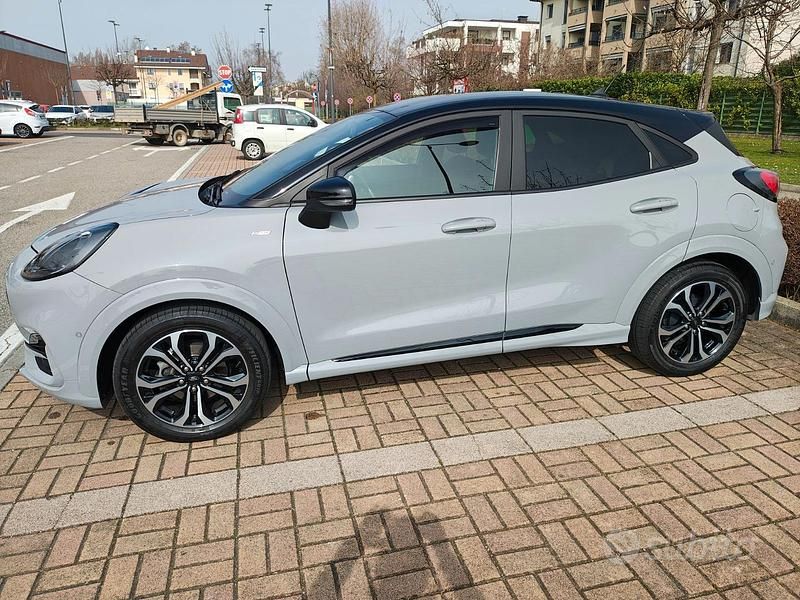 Usata Ford Puma ST-Line 125 CV (91 kW) 2021 Grigio SUV