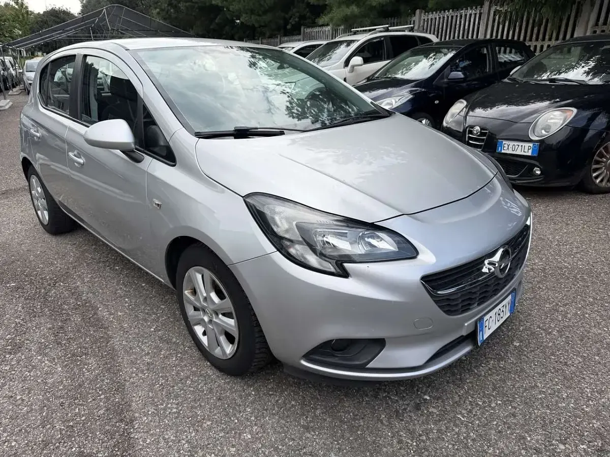 Usata Opel Corsa 69 CV (50 kW) 2016 Argento Utilitaria
