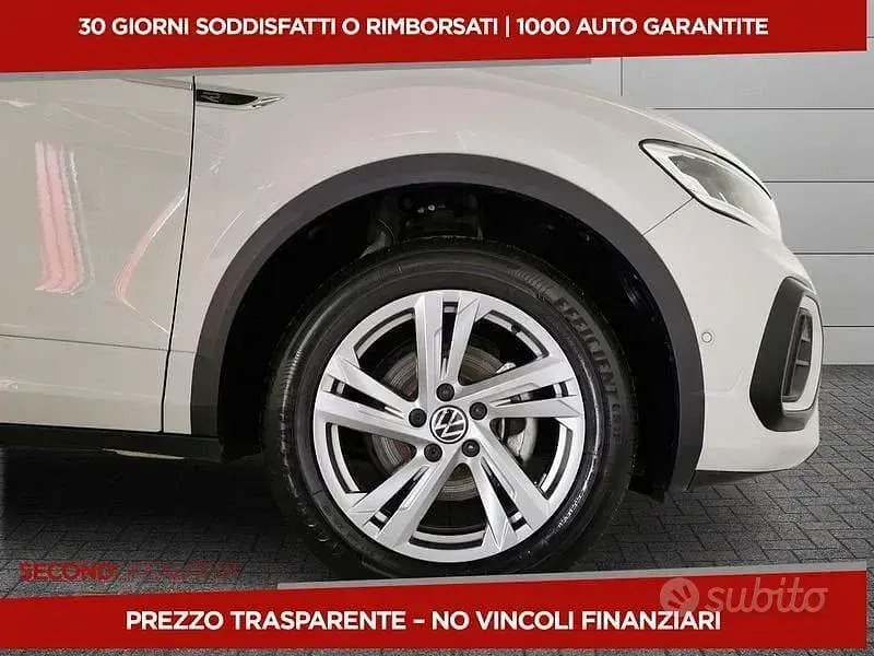 Usata VW T-Roc R-line 150 CV (110 kW) 2023 Beige SUV