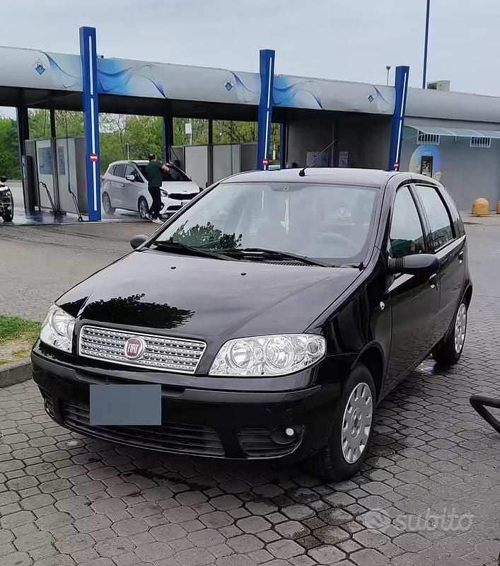 Usata Fiat Punto 2009 Nero Utilitaria