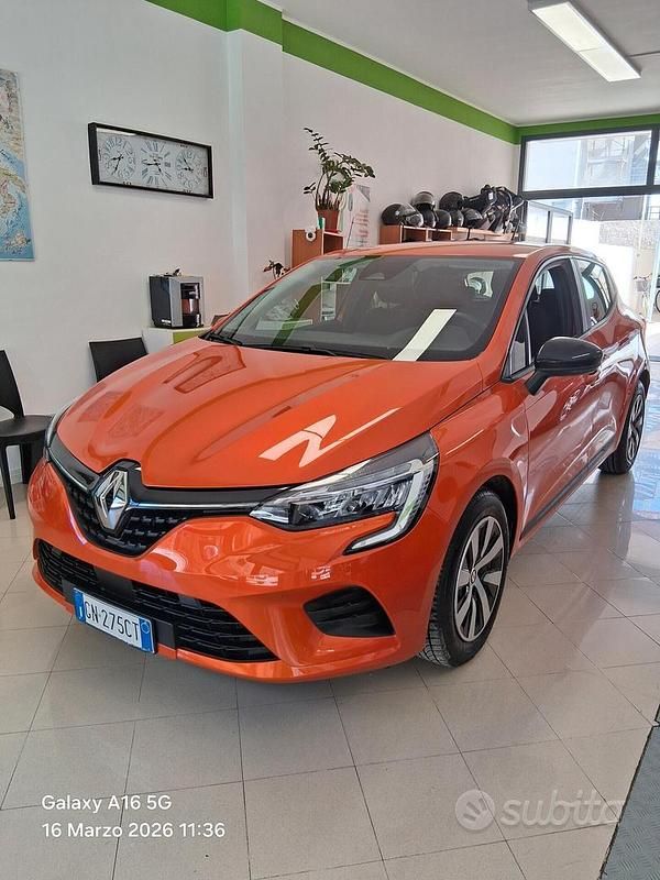 Usata Renault Clio V Equilibre 65 CV (47 kW) 2023 Berlina