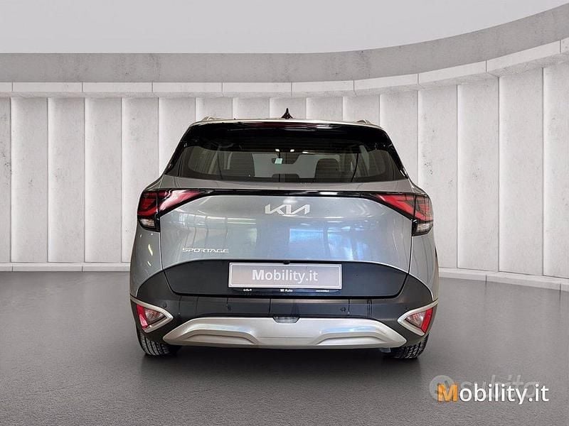 Begagnad Kia Sportage 136 HK (100 kW) 2024 Grå SUV
