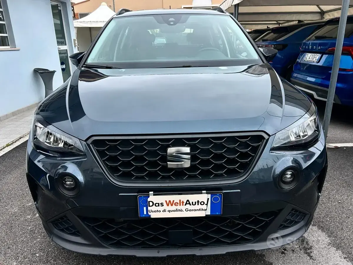 Usata Seat Arona Style 90 CV (66 kW) 2022 Grigio SUV