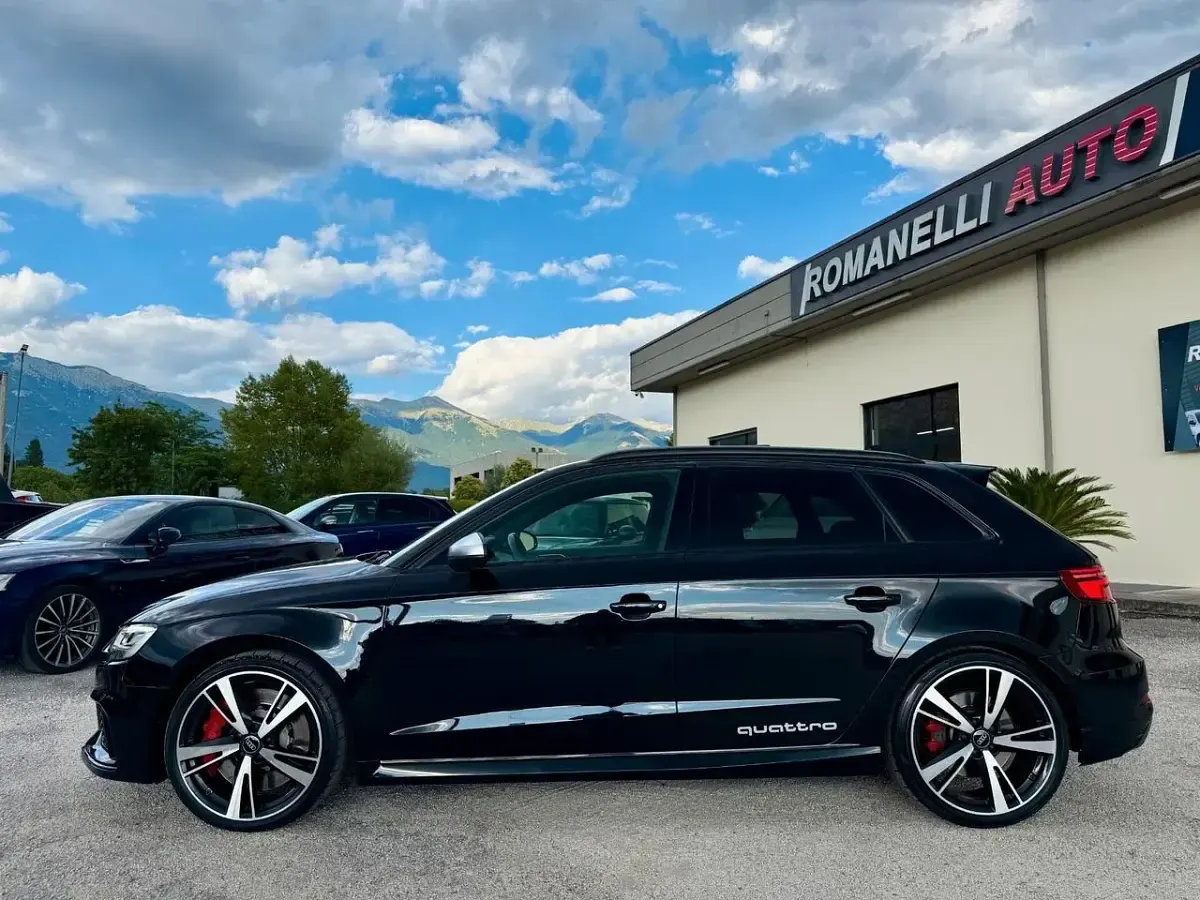 Usata Audi RS3 Ambiente 400 CV (294 kW) 2018 Nero Berlina