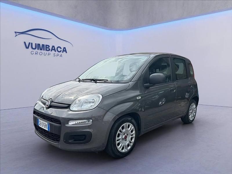 Usata Fiat Panda Easy 70 CV (51 kW) 2020 Nero metallizzato Utilitaria