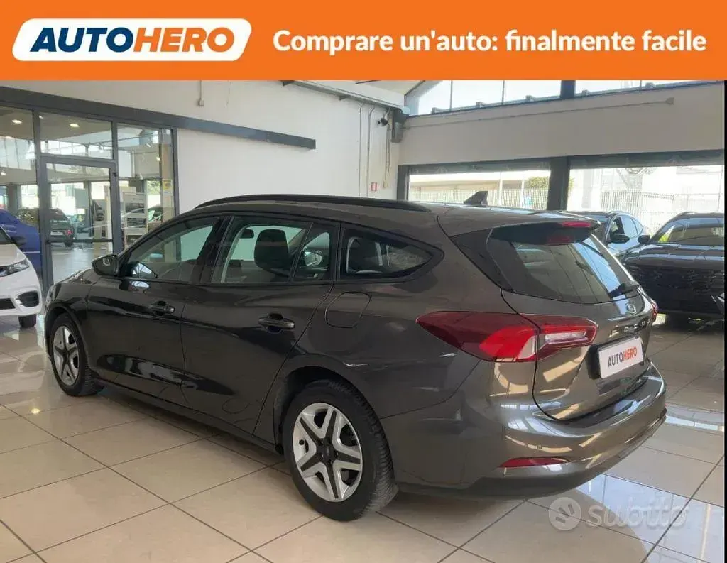 Usata Ford Focus 120 CV (88 kW) 2022 Grigio Station wagon