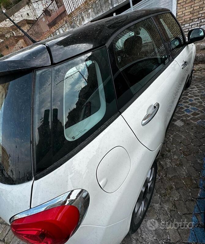 Usato 2014 Fiat 500L 1.4 Benzin 95 CV (12.000 €)