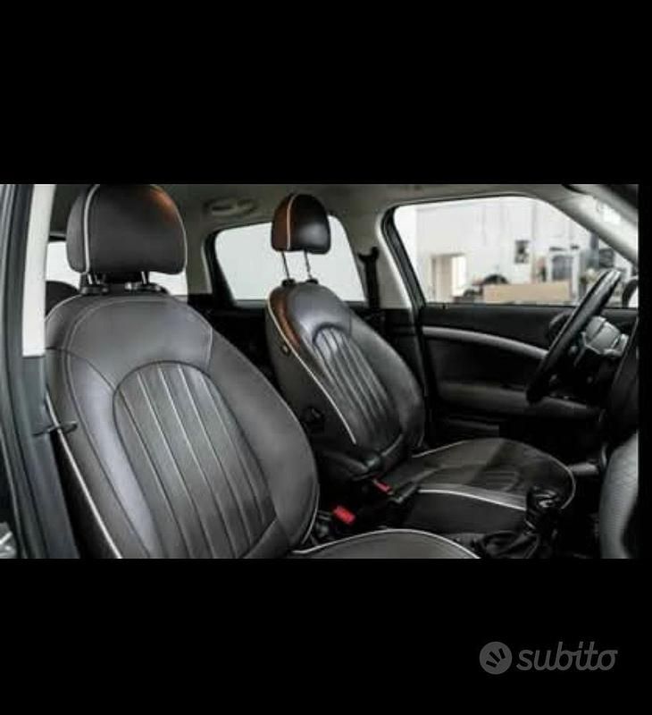 Usata Mini Park Lane Countryman 111 CV (81 kW) 2015 Grigio SUV