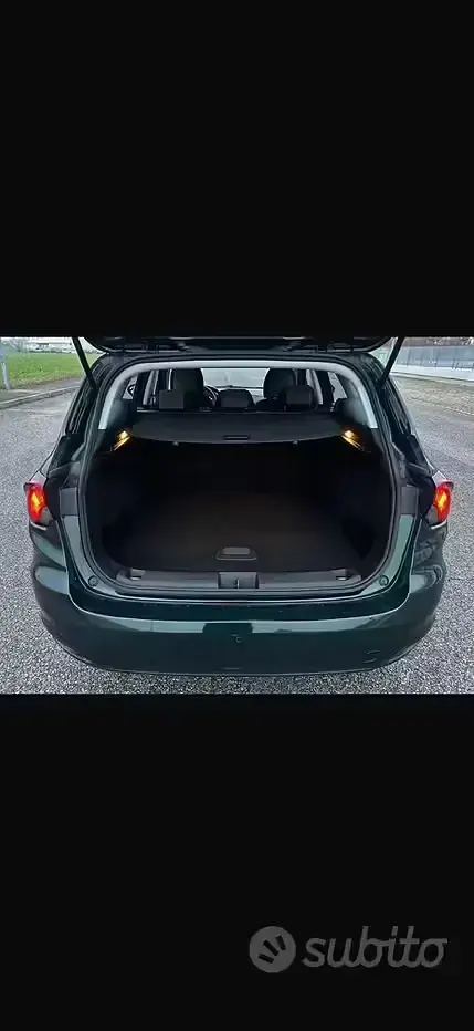 Usata Fiat Tipo 120 CV (88 kW) 2020 Verde Station wagon